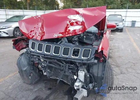 2019 Jeep Compass Limited 4X4 from USA, damaged, VIN 3C4NJDCB5KT646194